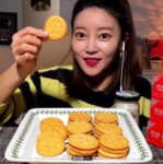 韩式小姐姐吃饼干吗,饼干大揭秘