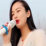 网红小姐姐阿哥阿妹歌曲,网红情侣的甜蜜旋律，唤醒青春回忆